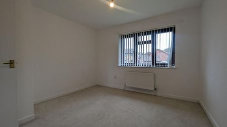 3 bedroom semi-detached house to rent - Photo 5