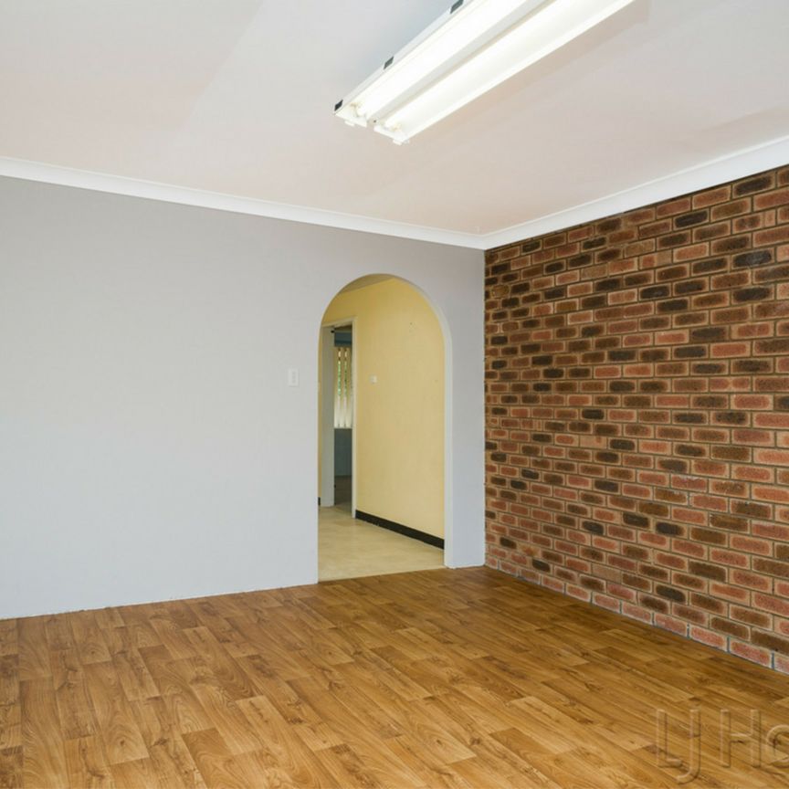 Spacious Family Home - Photo 1
