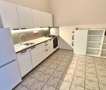 Pronájem bytu 1+1 53 m2 - Fotografie 2
