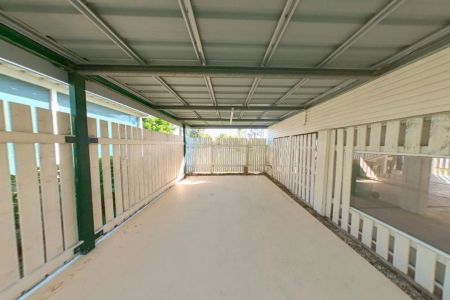 Highset Home on Large Corner Block - Photo 5