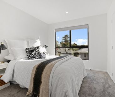 11 Red Arches Road, Henderson - Photo 4