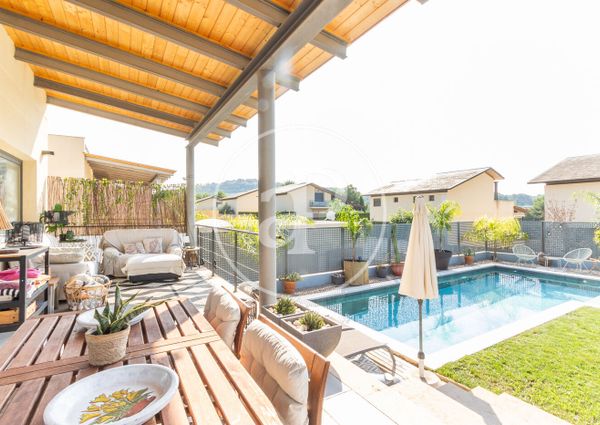 Detached villa for rent in the Urbanization of the Forest