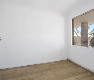 Low-Maintenance Living in a Convenient Location - Photo 2