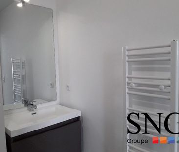 T2 AVEC TERASSE ET PARKING - Photo 2