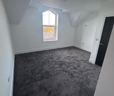 1 Bed Flat, Park Road South, CH43 - Photo 1