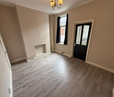 2 bed terraced house to rent in Fowler Gardens, Gateshead - Photo 2