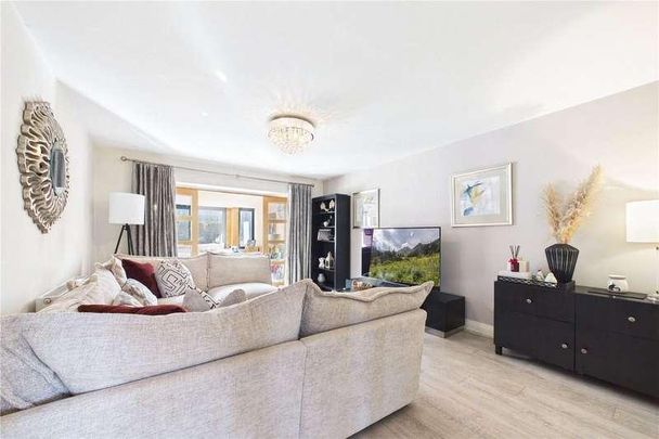 Marketing Card, Powley Place, Tilehurst, Reading, Berkshire, RG31 - Photo 1