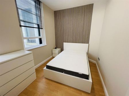 1 bedroom flat to rent - Photo 4