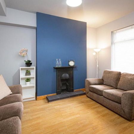 Room 1, 48 Delhi Street, Belfast, BT7 3AL - Photo 3