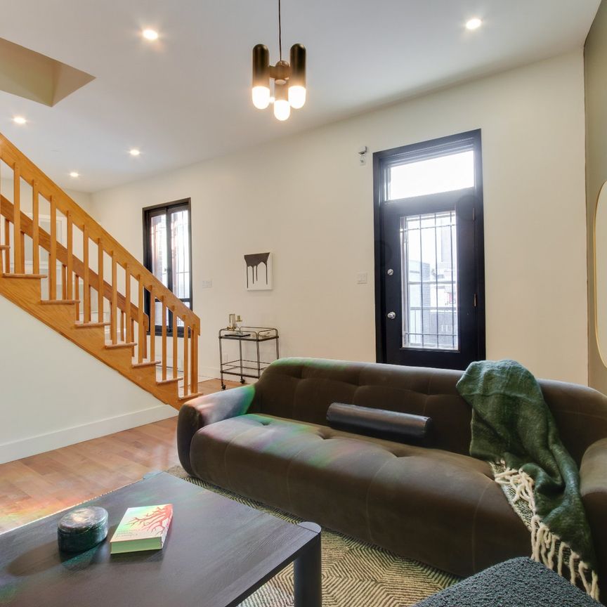 Condo for rent, Montréal (Ville-Marie) - Photo 1