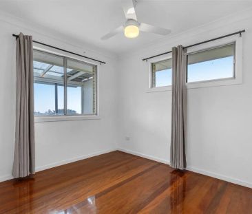 9 Scherger Street, Moorooka QLD 4105 - Photo 4