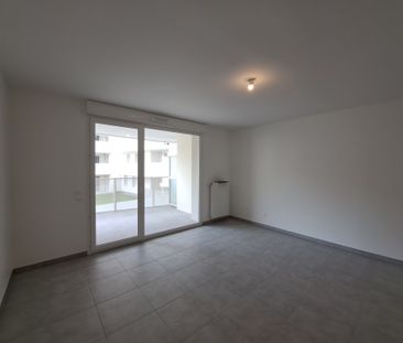 Location Appartement 2 pièces 48m² THONON LES BAINS 74200 - Photo 3