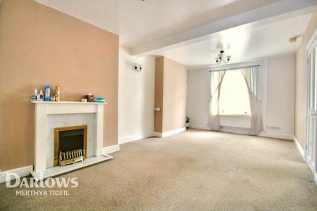 3 bedroom terraced house to rent - Photo 2