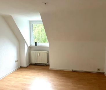 2 Zimmer Dachgeschosswohnung in Duisburg-Rumeln - Photo 4