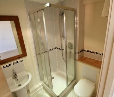 2 bedroom apartment to rent - Photo 6