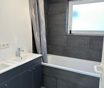 Gesellige WG mit Balkon Stuttgart - Photo 3