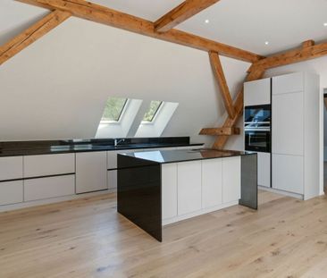 Courtelary, magnifique appartement de 4.5 pièces dans les combles - Foto 1