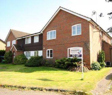 Bisley, Woking - Photo 4