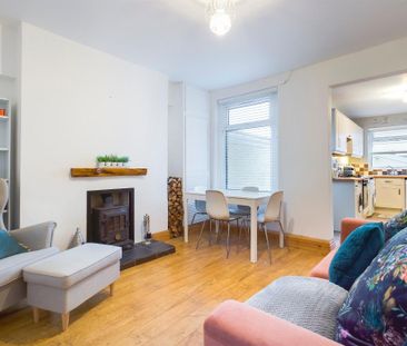 3 bedroom terraced house to rent - Photo 3