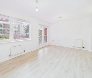 4 bedroom Town house to rent - Photo 1