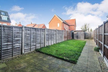 2 bedroom terraced house to rent - Photo 2