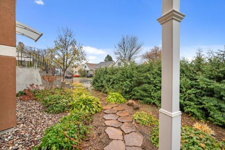 For Lease - 131 Dagmar Avenue Unit# 2, Vanier and Kingsview Park, Ontario - Photo 2