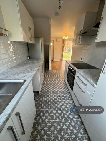 1 bedroom terraced house to rent - Photo 5