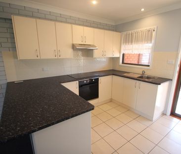 Convenient & Low Mainenance Unit - Photo 5