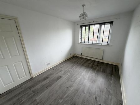 Christleton Close, Prenton - Photo 4