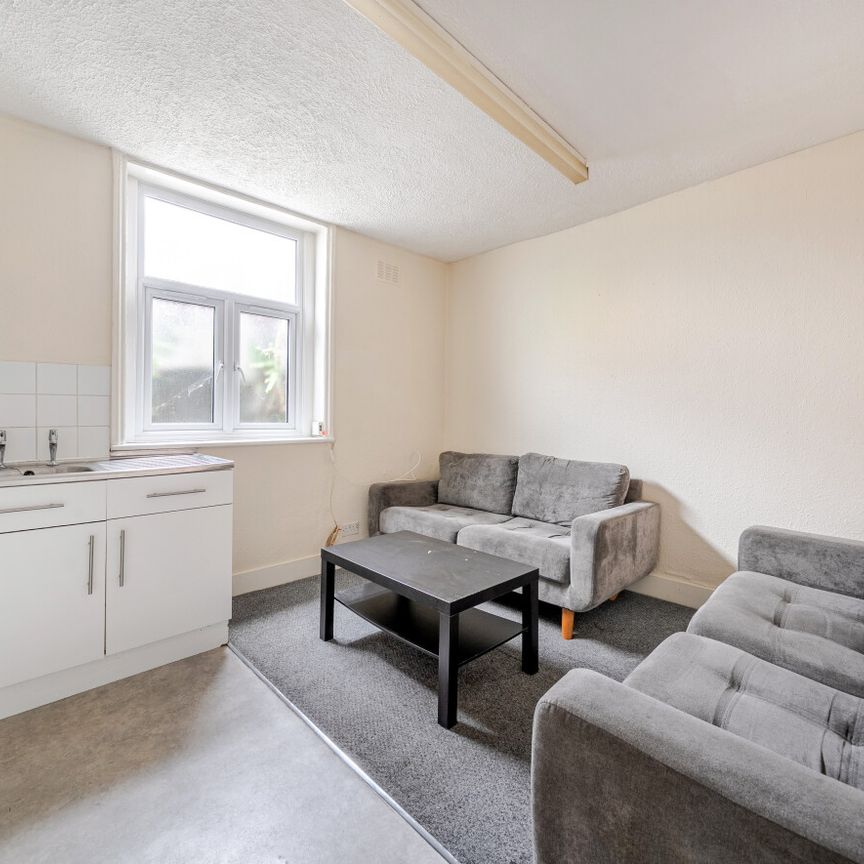 5 bedroom terraced house to rent - Photo 1