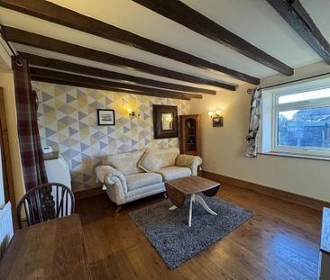 2 bedroom cottage to rent - Photo 1