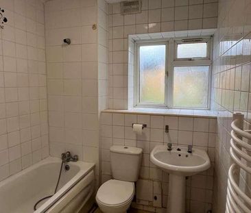 Woodshire Road, Dagenham, RM10 - Photo 5