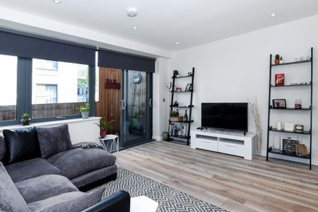 1 bedroom flat to rent - Photo 2
