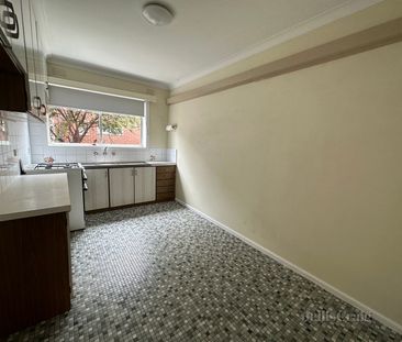 1/10 Kemp Street, Thornbury - Photo 2