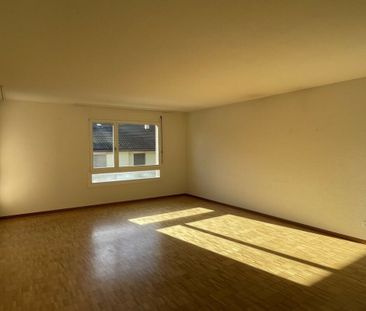 BÖSINGEN (FR) - 4.5 Zimmerwohnung im 1. Stock - Foto 3