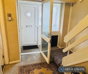 3 bedroom terraced house to rent - Photo 4