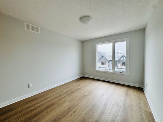 For Lease - 312 Clearpath Private, Kanata, Ontario - Photo 1