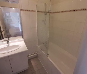 location Appartement T2 DE 46.95m² À PARIS - Photo 4