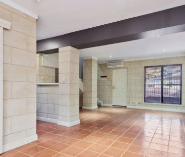 Perfect Blend of Simplicity and Convenience - Photo 2