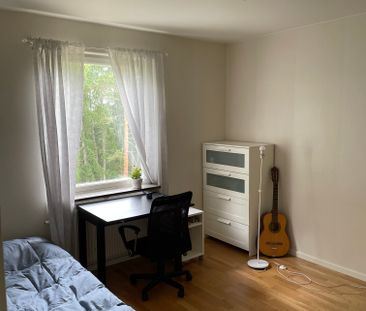 Bjursätragatan, Bandhagen - Photo 4