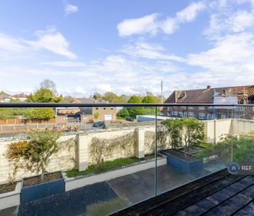 2 bedroom flat to rent - Photo 6