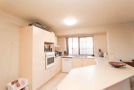 166 Greenwood Drive, Kirwan QLD 4817 - House For Rent | Domain - Photo 5