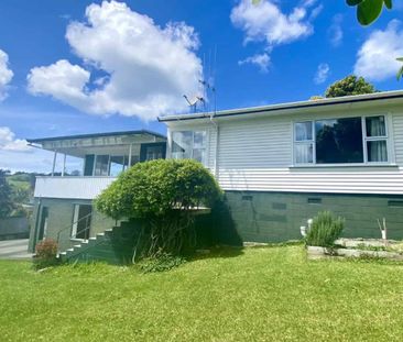 Bright harbour home - Photo 5