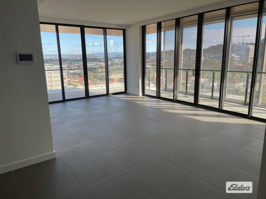 Brand New 2-Bedroom Apartment + Study in Prime Wollongong Location - Photo 1