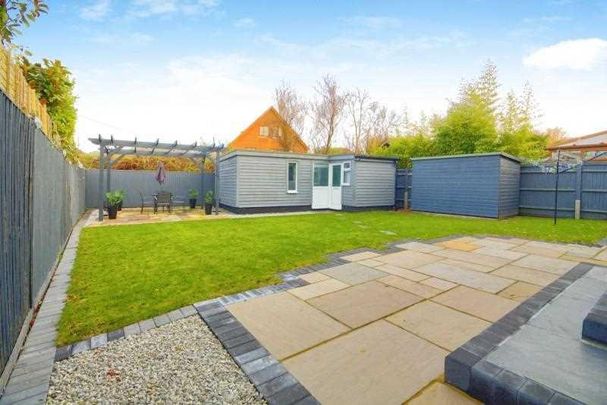 5 bedroom house to rent - Photo 1