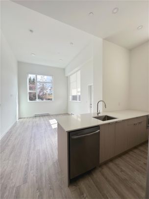 10829 140 Street #E10X, Surrey, BC V3R0H4 - Photo 1