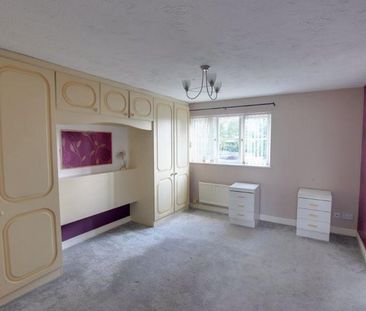 4 bedroom detached house to rent - Photo 6