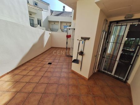 Casa adosada de alquiler en Av Cervantes-playas Arenal Ndup-a Cjt el Arenal Ma, -1, Las Chapas - Alicate Playa - Photo 3