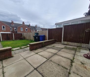 Wrightson Avenue, Doncaster, Warmsworth - Photo 6