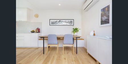 46 Chapel Street, St Kilda VIC 3182 - House For Rent | Domain - Photo 3